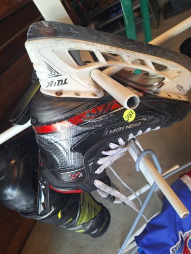 Used Senior Bauer Vapor 2X Hockey Skates Regular Width 8