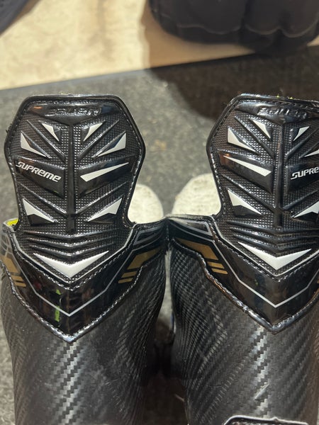 Used Bauer Supreme S25 Skates