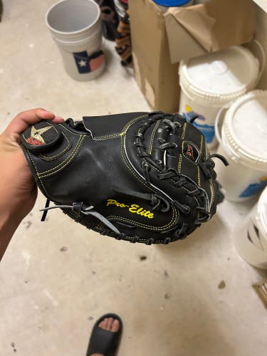 Catchers Mitt Black