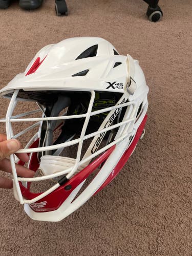 White and Red Cascade XRS pro Lacrosse Helmet