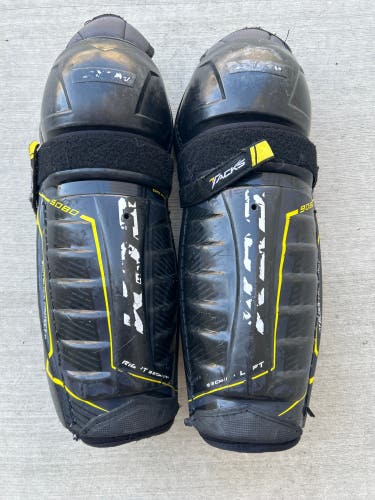 CCM 9080 Shin Gaurds Size 13