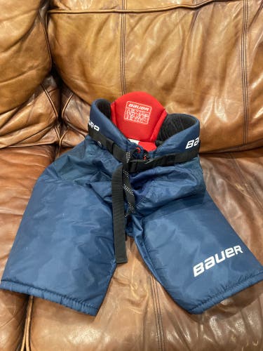 Like New Junior Bauer Vapor X700 Hockey Pants