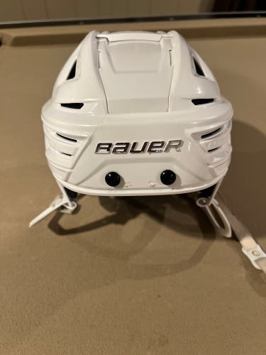 Bauer Re-Akt 150 Hockey Helmet