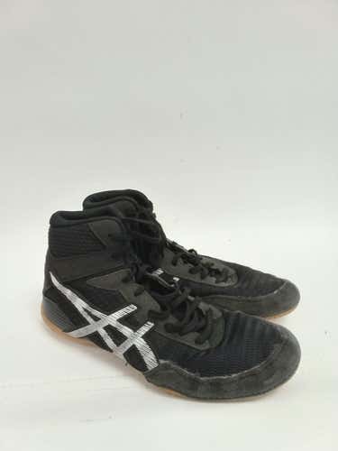 Used Asics Senior 8 Wrestling Shoes