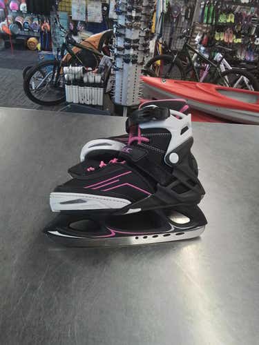 Used Softek Adjustable Soft Boot Skates