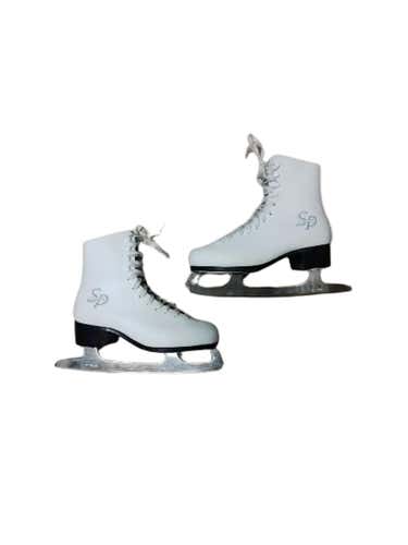 Used Ccm Champion Deluxe Senior 6 Women's Figure Skates