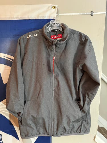 New CCM Lightweight Jacket Youth XL
