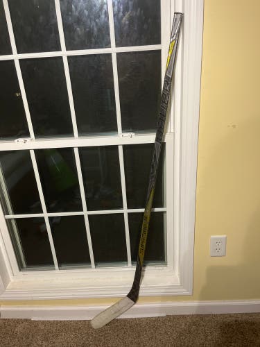 Bauer Supreme 1s right hand intermediate hockey stick