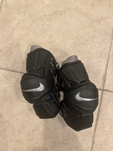 Nike elbow pads