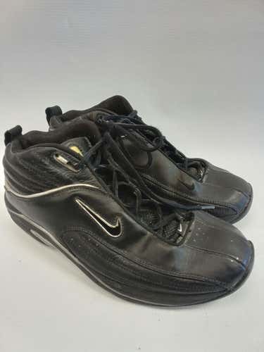 Used Nike Senior 10 Basketball Shoes