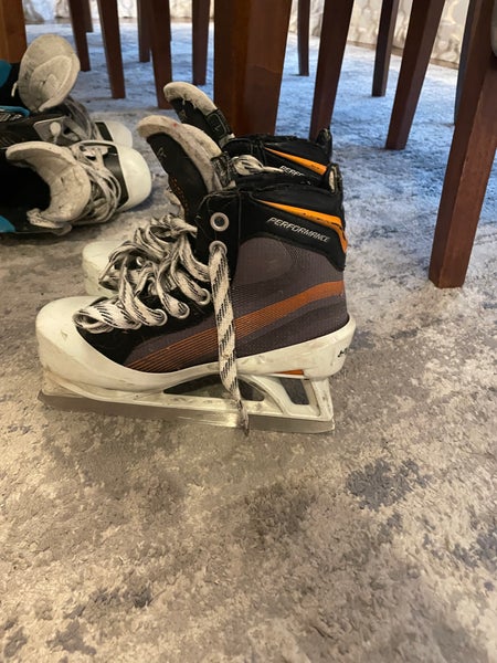 Used Junior Bauer Size 1 Regular Width Performance Hockey Goalie Skates