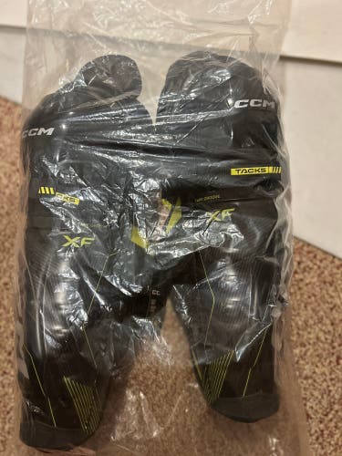 Ccm tacks xf