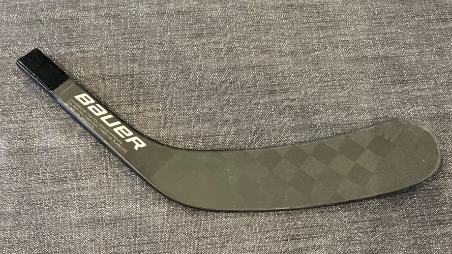 New Bauer Pro Stock Left Hand Stick Blade Textured Composite Standard 0.620 (MULTIPLE AVAILABLE)