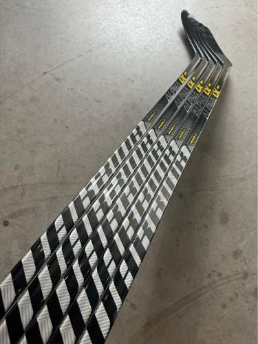 NHL New Senior Warrior Left Hand 90 Flex P28M Pro Stock Alpha LX Pro Hockey Stick