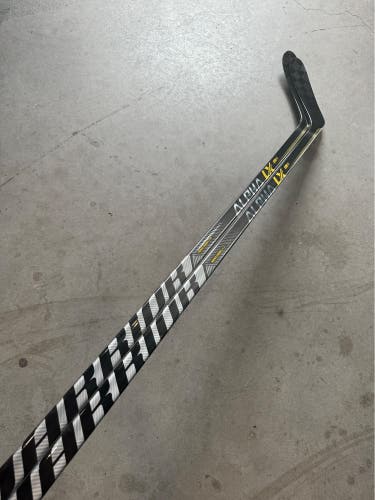 2 PACK NHL New Senior Warrior Left Hand 90 Flex P28M Pro Stock Alpha LX Pro Hockey Stick