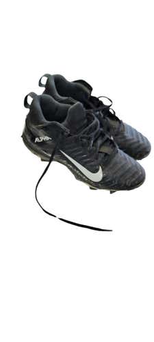 Used Nike Senior 6.5 Football Cleats