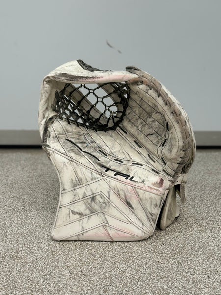 True 9X3 Senior Goalie Glove
