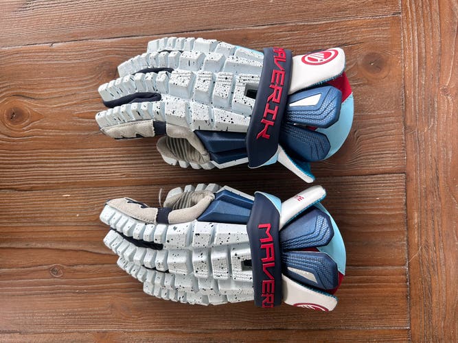 BRAND NEW UNRELEASED MAVERIK SHOWTIME GLOVES