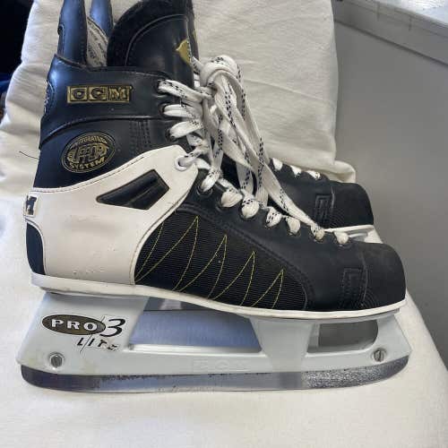 Senior Adult Size 11.5 CCM TACKS 352 Ice Hockey Skates