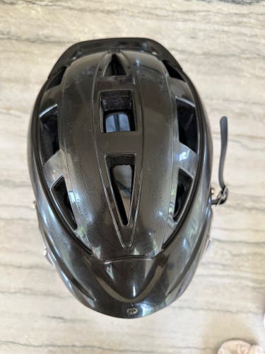 Used Cascade CS-R Black Lacrosse Helmet