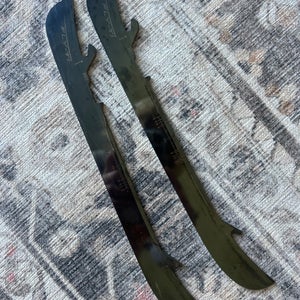 Bauer Fly-Ti runners