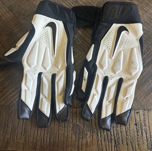 Nike Football gloves - Padded/Lineman - youth large