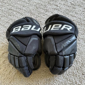 Used Bauer Vapor APX2 Gloves 9"