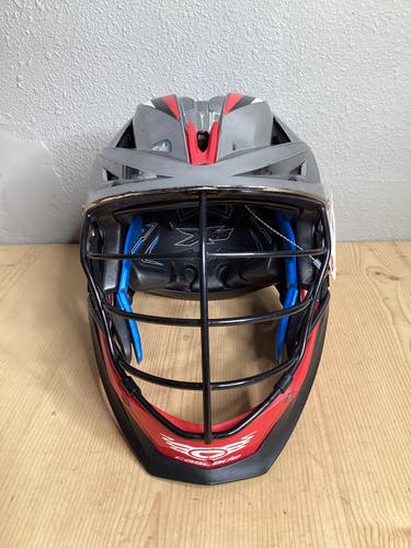 Used Adult Cascade XRS Goalie Helmet