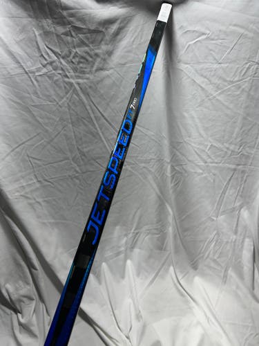 Blue CCM JetSpeed FT7 Pro Hockey Right Hand p28 70 Flex ***Free Shipping to US***