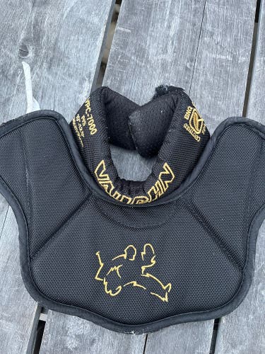 Goalie neck guard