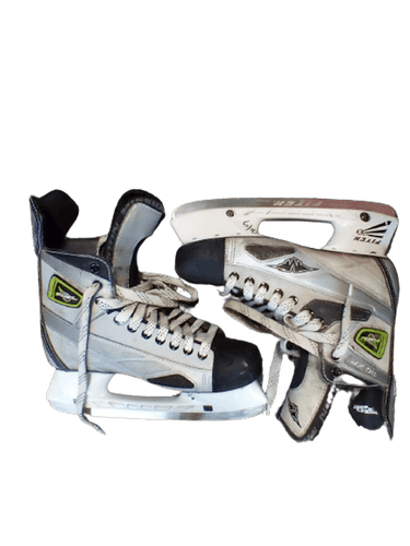 Used Mission Senior 9 Ice Hockey Skates