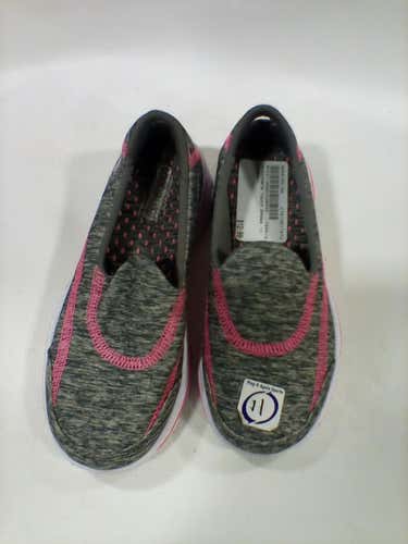 Used Sketchers Footwear Running 11