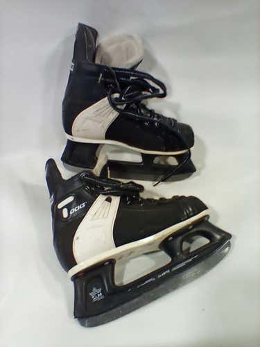 Used Ccm Tacks Youth 2.0 Ice Skates Ice Hockey Skates