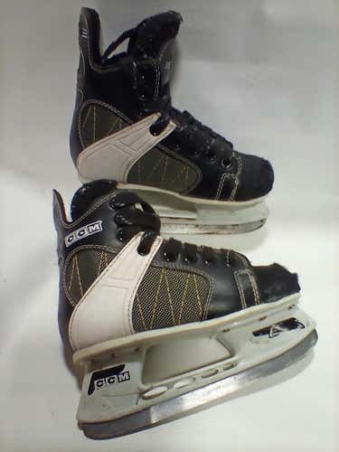 Used Ccm Intruder 55 Youth 13.0 Ice Skates Ice Hockey Skates