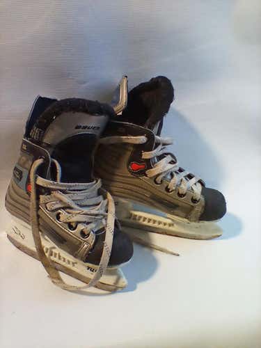 Used Bauer Youth 13.0 Ice Hockey Skates