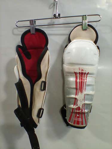 Used Bauer Ignite 9" Ice Hockey Shin Guards