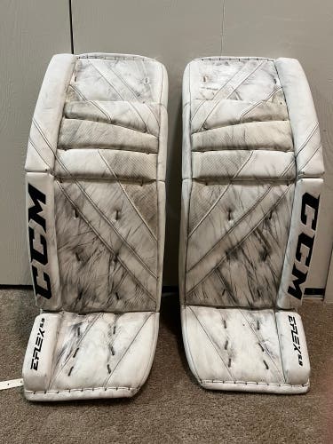 CCM Eflex 5.9 goalie leg pads