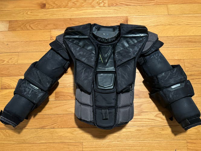 Bauer Hyperlite Chest Protector XL