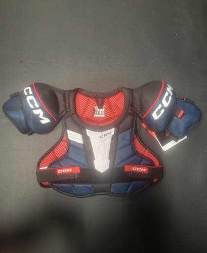 New Junior Medium CCM Next Shoulder Pads