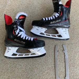 Used Intermediate Bauer Vapor X Velocity Hockey Skates Regular Width 6