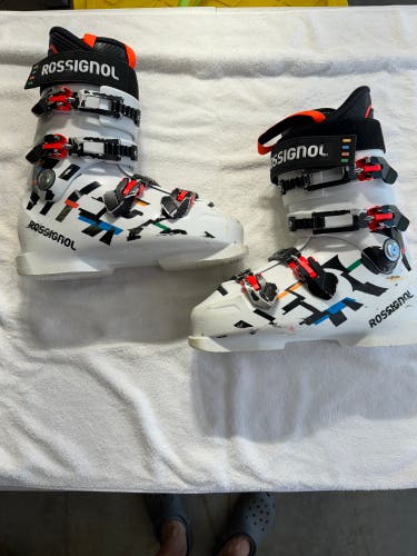 Rossignol Hero Ski Boot 90, 27.5