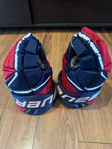 Used Bauer Vapor Hyperlite Gloves 13" (Navy/Red/White)