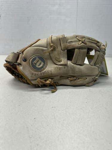 Used Wilson A2354 11 1 2" Fielders Gloves