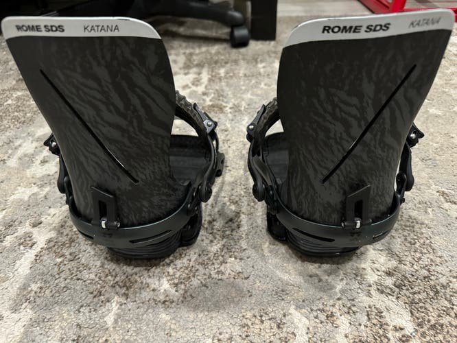 2024 Rome Katana Snowboard Bindings Size M