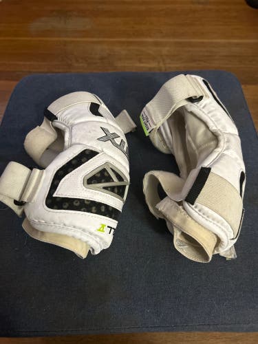 Used Adult STX Cell V Arm Pads