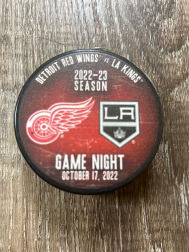 GAME NIGHT PUCK DETROIT RED WINGS VS L. A. KINGS 10/17/2022