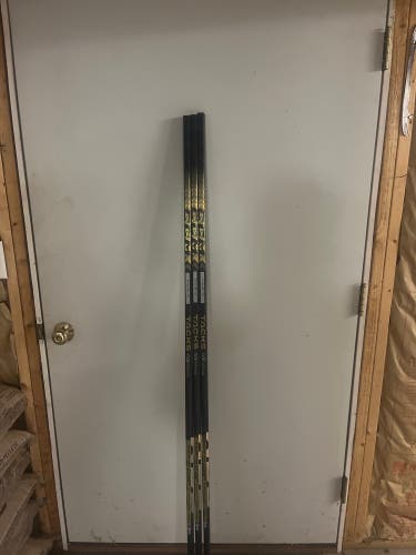 New Senior CCM Right Handed P29  Tacks AS-VI PRO Hockey Stick