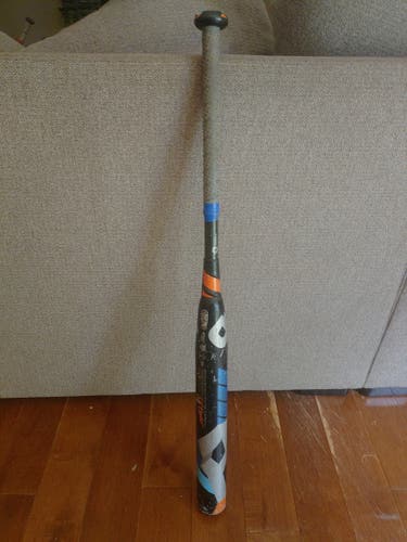 Used DeMarini CF8 Bat (-9) Composite 24 oz 33"