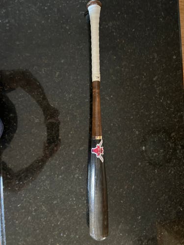 Mav Bat Maple Wood baseball bat