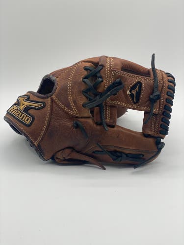 Used  Infield 11.75" MVP Baseball Glove